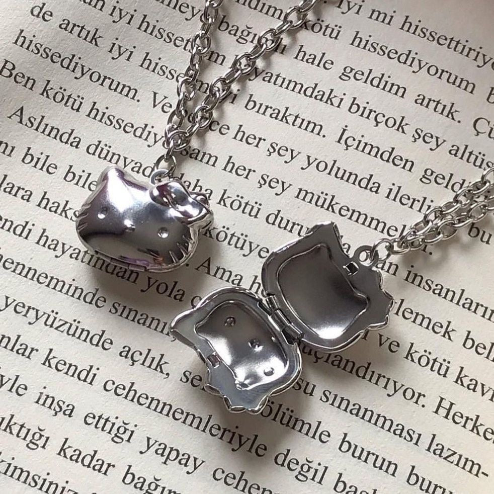 Hello kitty photo necklace